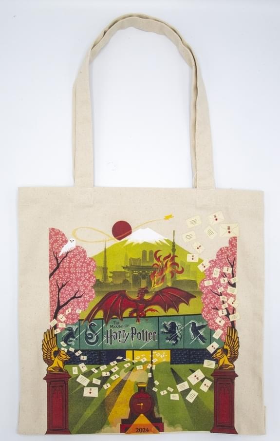 「ミナリマ 1周年アニバーサリー 限定アート トートバック」（綿100％）2000円（税込）