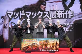 錦鯉・長谷川＆バイきんぐ・小峠が白塗りスキンヘッドで登場！ メイク監修のMattは「ゴージャスに仕上げました」