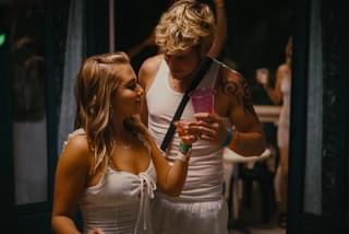 初体験に期待する夏休み、バージンの10代の揺れ動く心 映画「HOW TO HAVE SEX」新場面写真公開