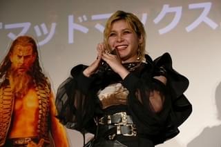 人気声優のファイルーズあい「マッドマックス フュリオサ」で怒り発散！「見るサンドバッグ」と大興奮