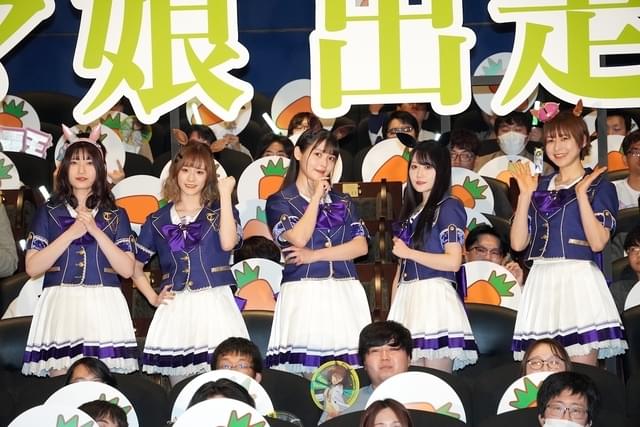 舞台挨拶の模様