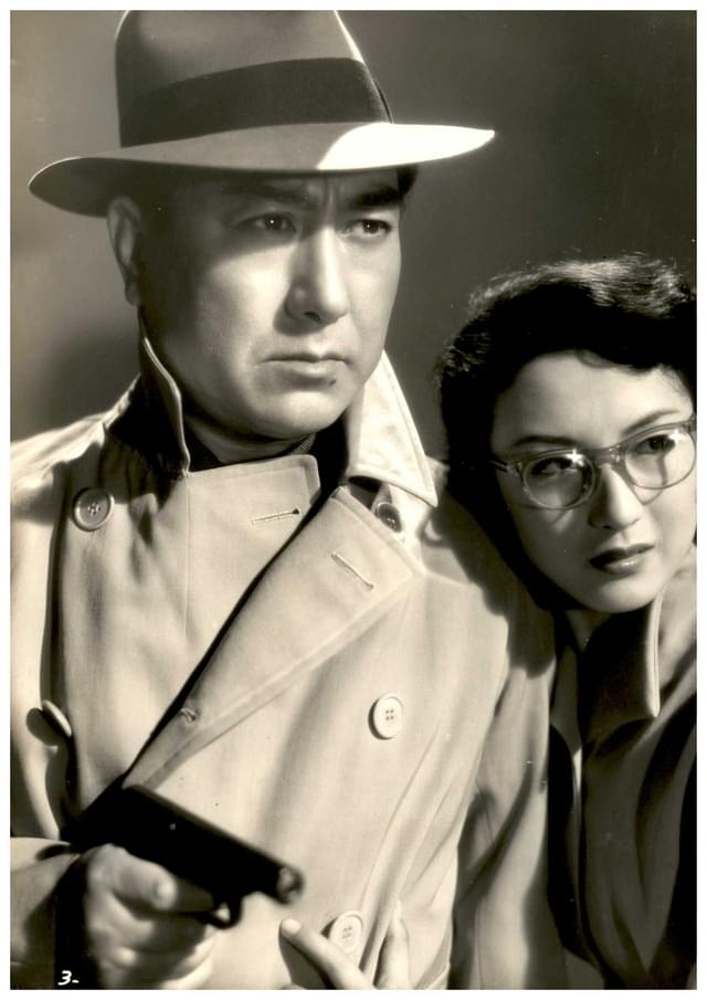 片岡千恵蔵（左）、千原しのぶ（右）