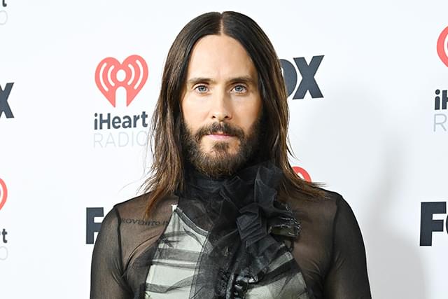 巨額の窃盗を働いた元大学教授が題材