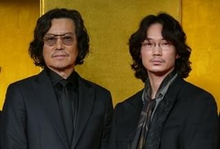 綾野剛、100億円の使い道は？ 実際の詐欺事件を描く「地面師たち」完成披露