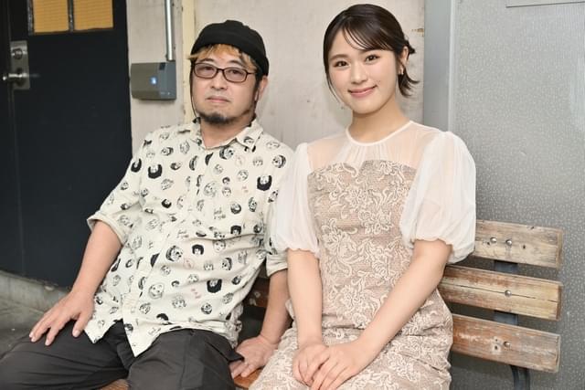 取材に応じた清水崇監督と渋谷凪咲