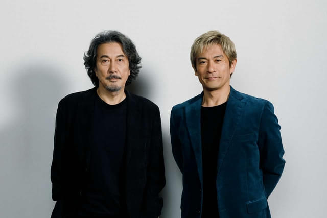 役所広司(左)、内野聖陽(右)