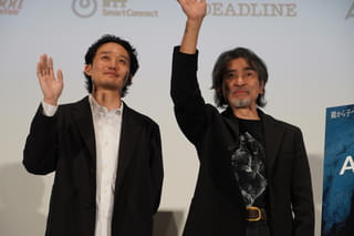 「アイヌプリ」福永壮志監督が“人生の宝物”とする出会いに感謝 音楽のOKIも映画を大絶賛【第37回東京国際映画祭】