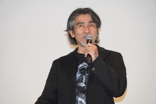 「アイヌプリ」福永壮志監督が“人生の宝物”とする出会いに感謝 音楽のOKIも映画を大絶賛【第37回東京国際映画祭】