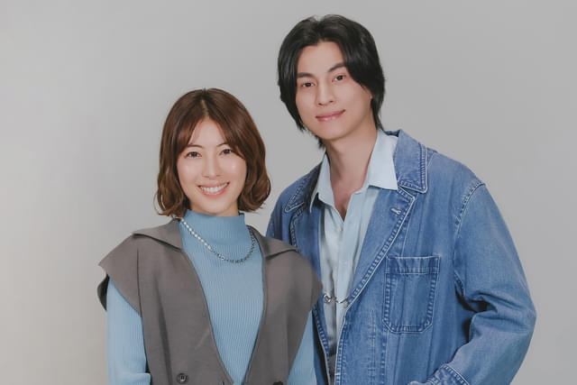 瀧本美織(左)、ガルフ・カナーウット(右)