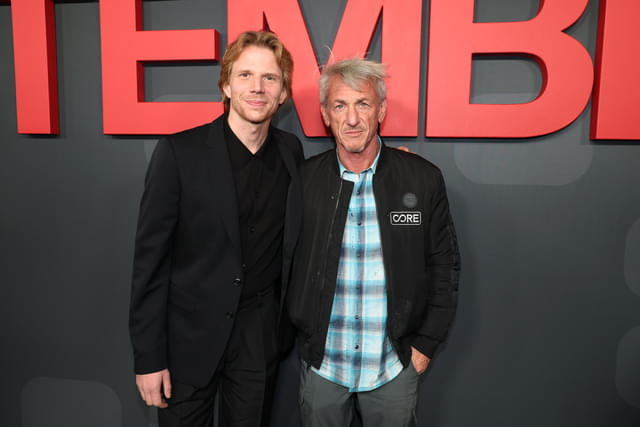 「セプテンバー5」監督のティム・フェールバウム(左)、ショーン・ペン(右)