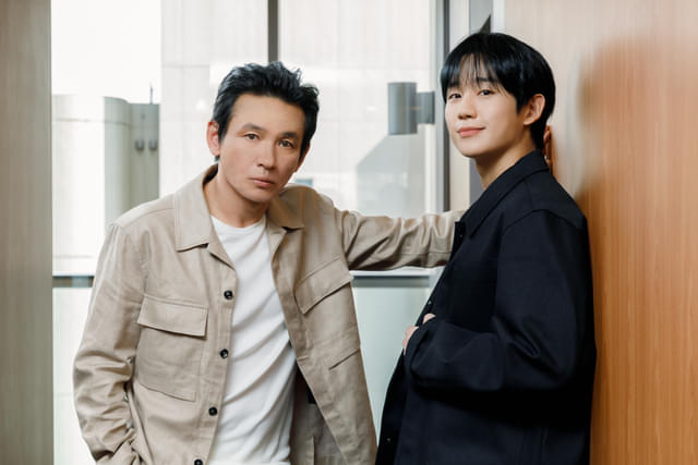 ファン・ジョンミン（左）＆チョン・ヘイン（右）