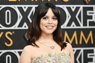 ジェナ・オルテガ、10年間温めてきた脚本で映画監督の道へ