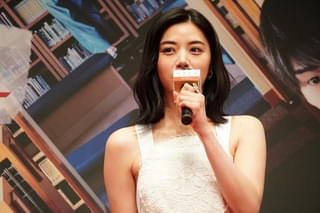 池田エライザ、制服姿の高校生役は「すっぴんなのでは」状態！ 松居大悟監督は難役を演じた阿達慶の“愛され力”を絶賛