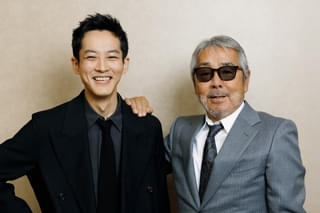 寺尾聰＆松坂桃李、12年越しで手繰り寄せた“相思相愛”の親子役【「父と僕の終わらない歌」インタビュー】