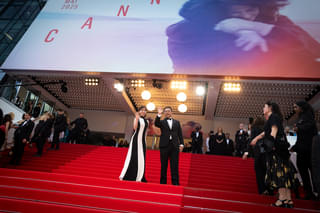 齊藤京子、カンヌ映画祭レッドカーペットに「人生で一番幸せです」 深田晃司監督「恋愛裁判」お披露目