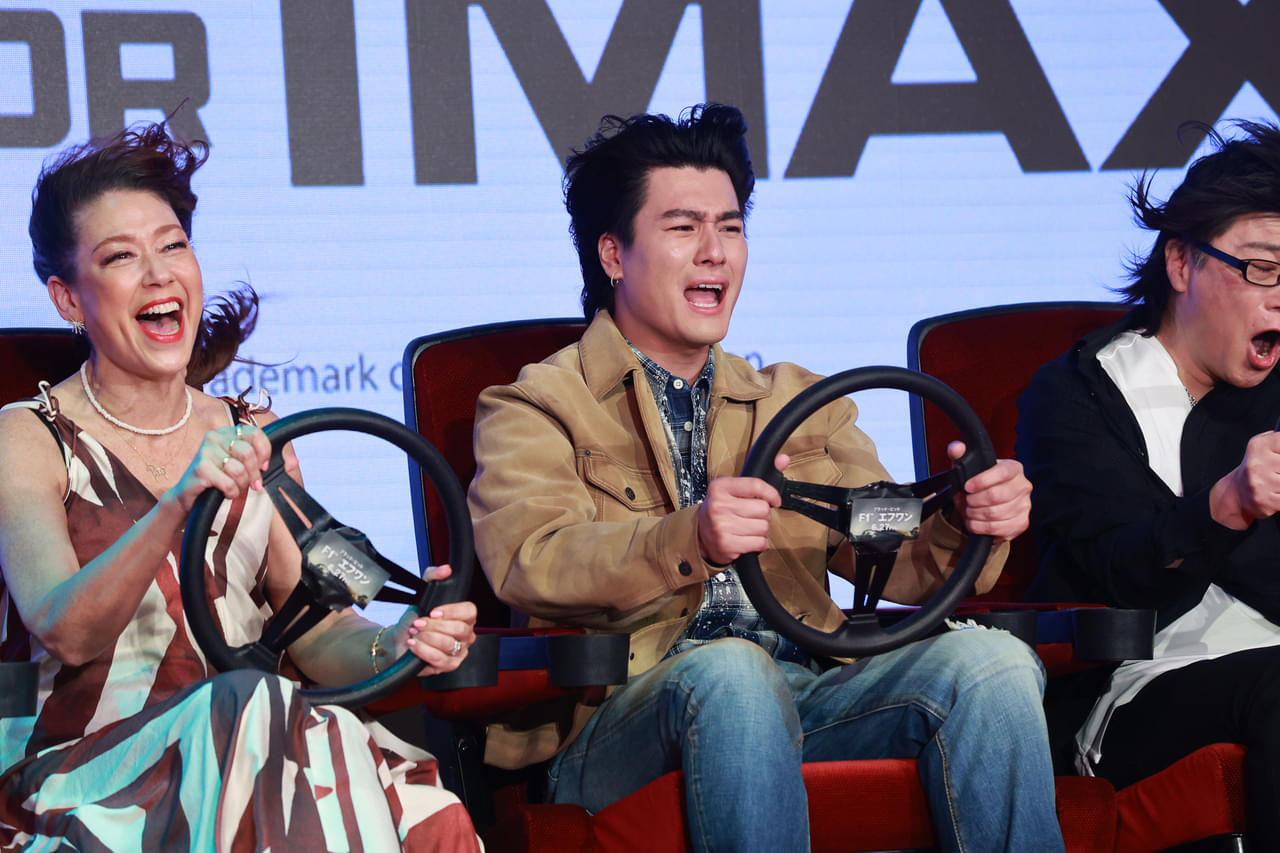 「SixTONES」森本慎太郎、F1映画イベントで“F1のような風”を体感！ 森川智之は「声優業も極めてほしい」とエール