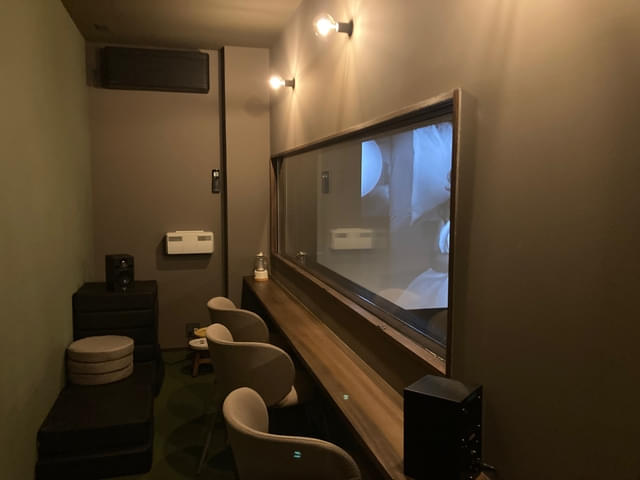 小さなお子様連れでも映画が楽しめる「親子鑑賞室」