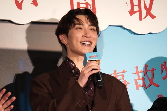 渡辺翔太、黄色い歓声ゼロに戸惑い 吉田鋼太郎「思いあがんな（笑）」【「事故物件ゾク」完成披露】