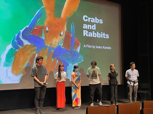 日本の若手作家が作品をお披露目