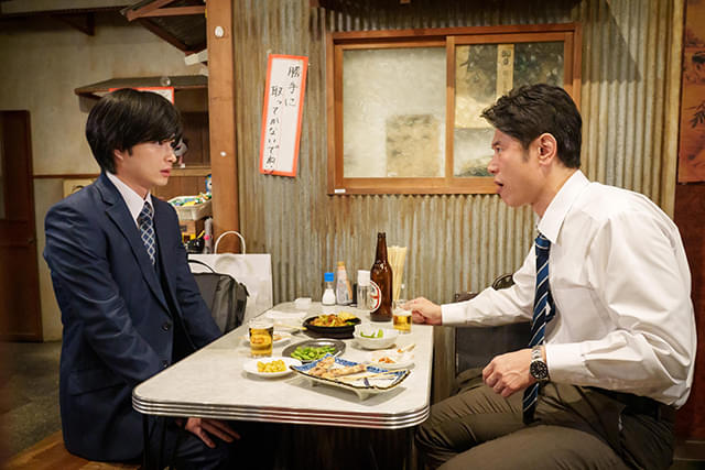 原田泰造（右）と曽田陵介