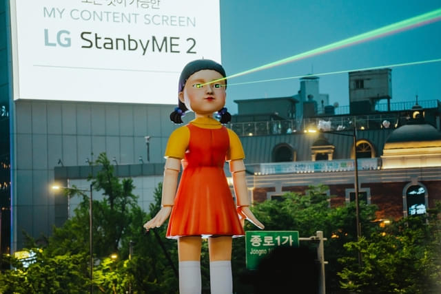 恐怖の巨大ヨンヒ人形も登場!