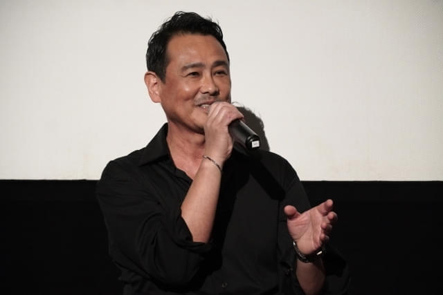 舞台挨拶に立った野村宏伸