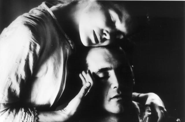 「ベンヤメンタ学院」