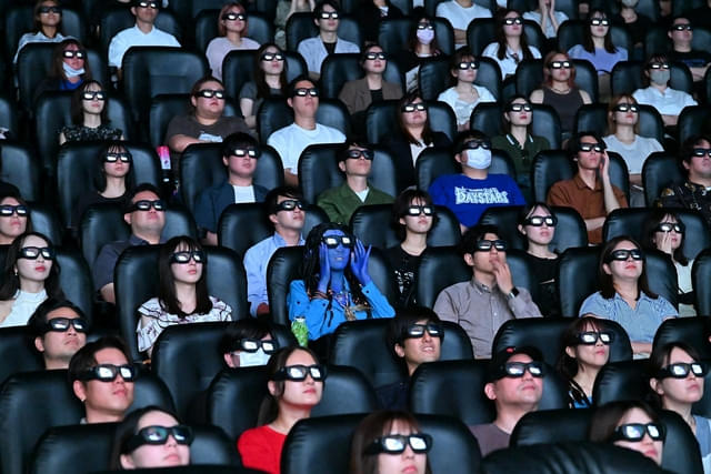 みんな真剣！ コスプレの人もいます