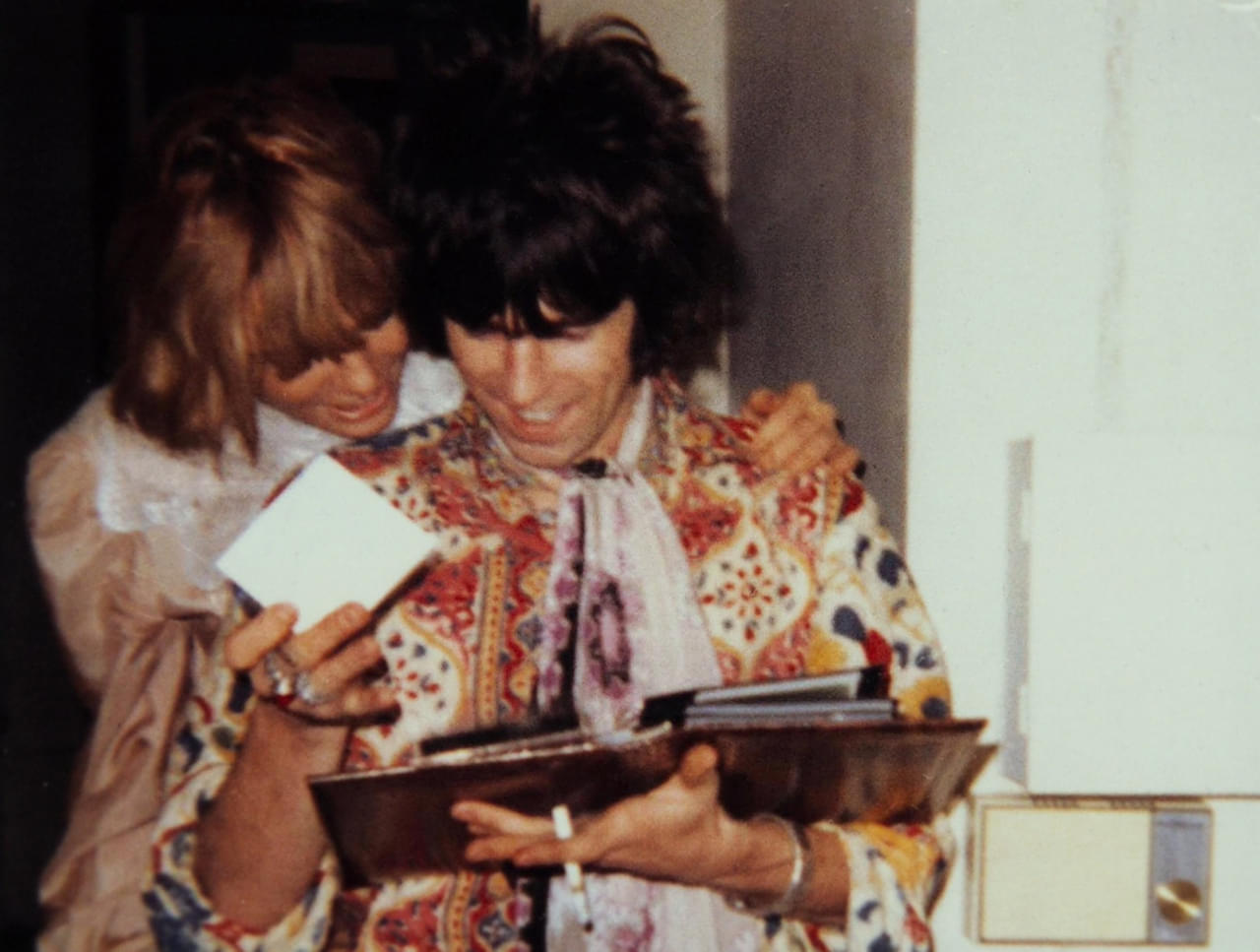 ブライアン・ジョーンズ、キース・リチャーズ、ミック・ジャガーに愛された女性の素顔 「アニタ 反逆の女神」予告編＆場面写真