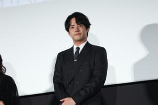 菅野美穂＆赤楚衛二、一番怖かったシーンをネタバレなしにジェスチャーで表現！