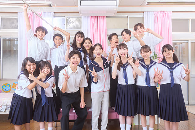 森川葵、「放課後カルテ」続編SPドラマに出演決定 “教え子”たちと喜びの再会「余裕で身長を抜かされていました（笑）」