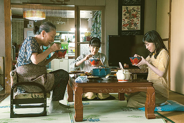 伊藤沙莉＆富田靖子＆高畑淳子が穏やかに食卓を囲む「風のマジム」本編冒頭映像公開