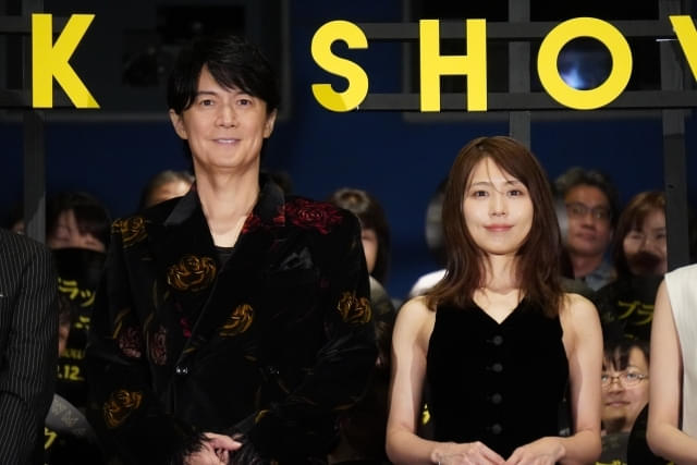 福山雅治、次回作はトム・クルーズばりのアクション？「飛べと言うなら飛ぶしかない」【「ブラック・ショーマン」初日舞台挨拶】