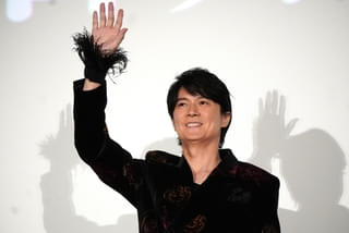福山雅治、次回作はトム・クルーズばりのアクション？「飛べと言うなら飛ぶしかない」【「ブラック・ショーマン」初日舞台挨拶】