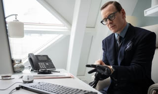 【本日公開】マイケル・ファスベンダーがソダーバーグ監督最新作を語る 「ブラックバッグ」インタビュー映像