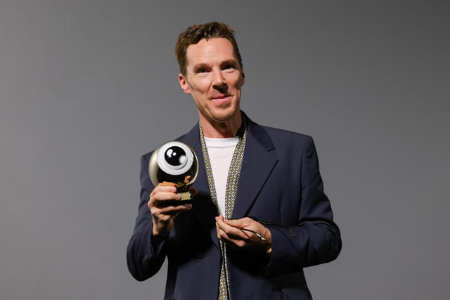 ゴールデン・アイ賞を受賞したカンバーバッチ