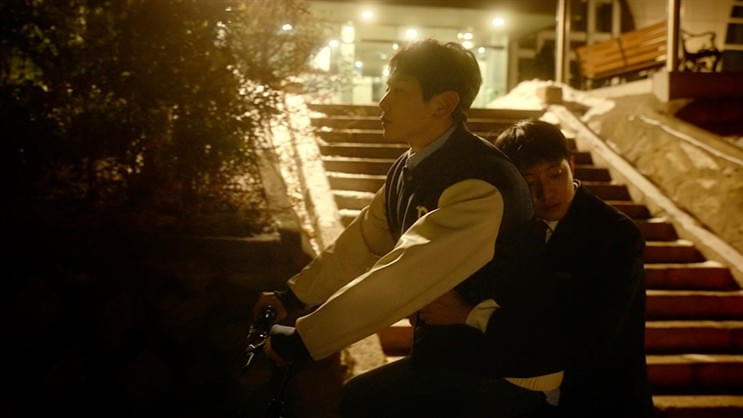 韓国発のパラレルワールド映画「あの時、愛を伝えられなかった僕の、3つの“もしも”の世界。」12点の場面写真公開