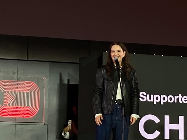 ジュリエット・ビノシュが登場