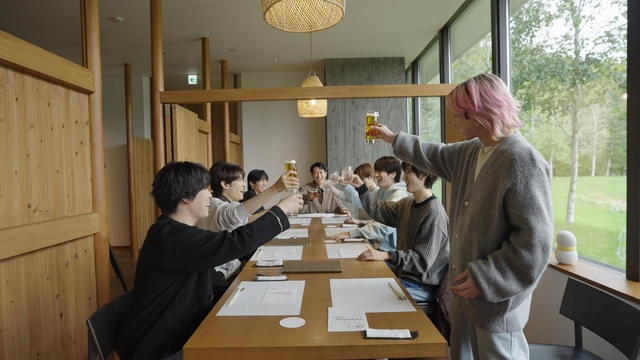 ラストを飾るのは、9人全員が揃って訪れる北海道