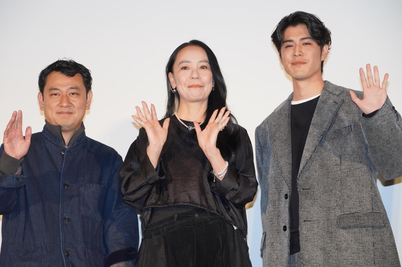 「恒星の向こう側」演出家役の寛一郎、役作りで中川龍太郎監督を観察【第38回東京国際映画祭】