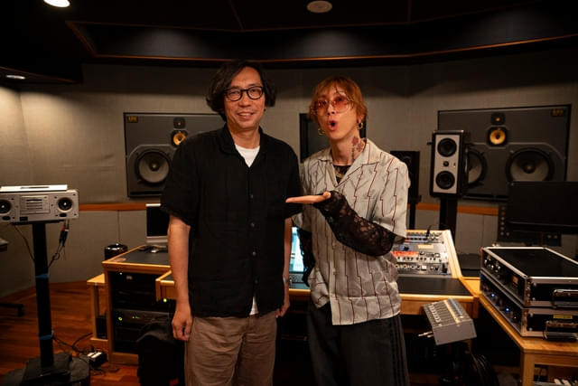 行定勲（左）、渋谷龍太（右）