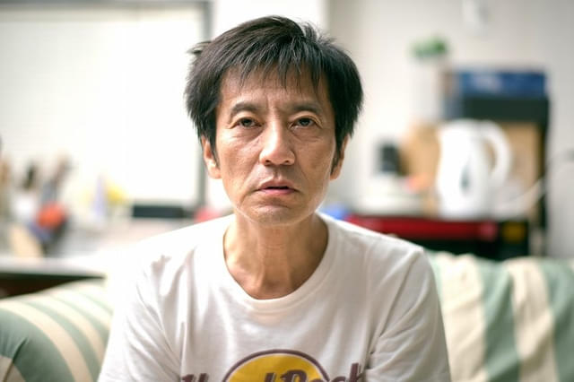 津田寛治が、主役として初めて“自分自身”を演じる