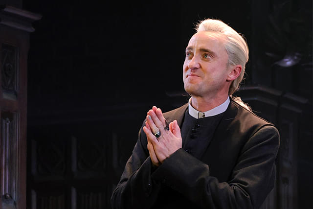 トム・フェルトン、舞台版「ハリポタ」にマルフォイ役復帰で熱烈歓迎