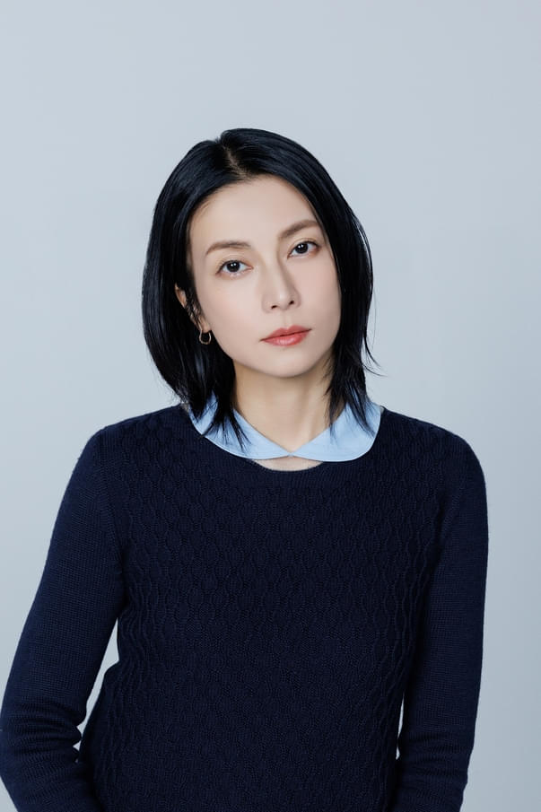 スタイリスト／柴田 圭、ヘアメイク／川添カユミ