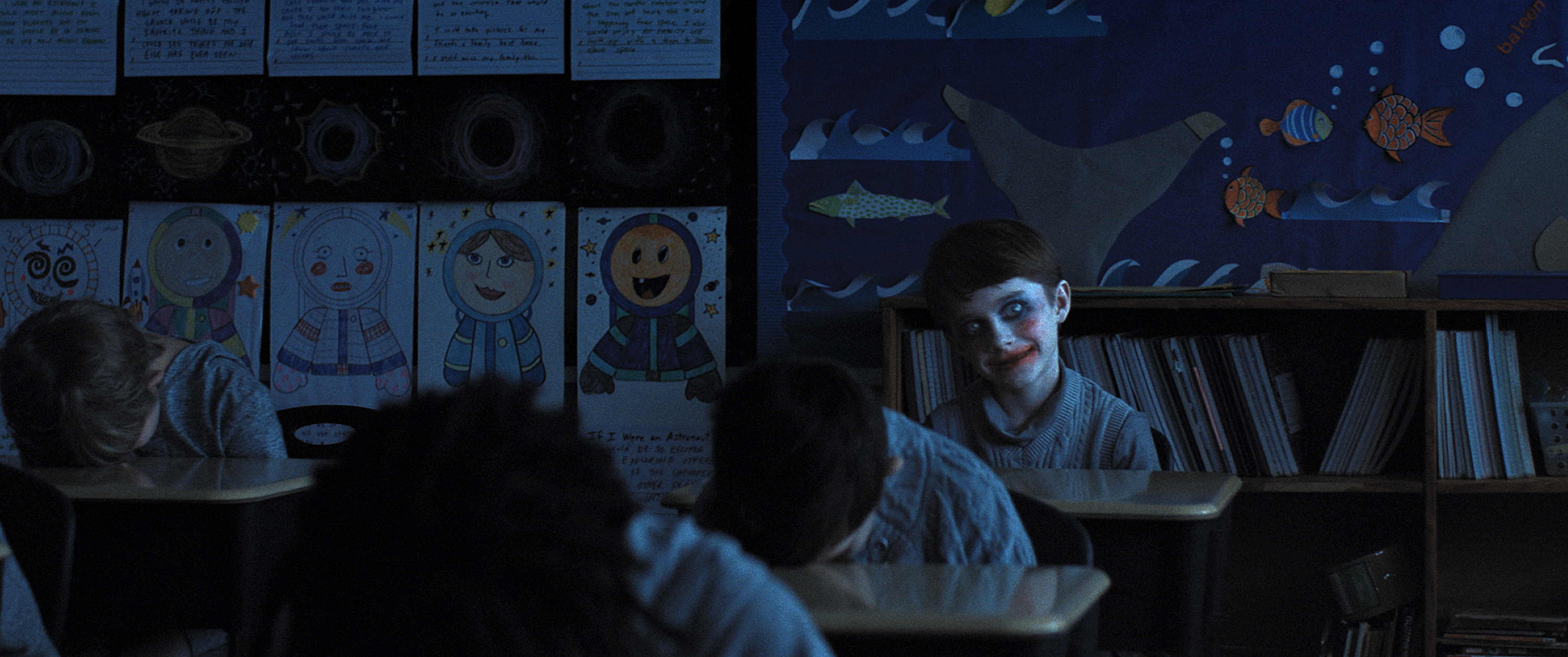 「10分観ても結末を予想できない」と監督が自信！ 考察ミステリー「WEAPONS ウェポンズ」鍵を握る3人の視点で描いた特別映像公開