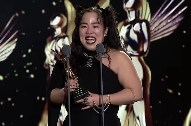 涙のスピーチを行ったゆりやんレトリィバァ