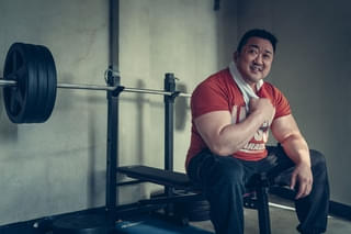 マ・ドンソク、映画の中で抱きしめたいのは「かわいい猫」 新作では悪魔をぶっ飛ばす【「悪魔祓い株式会社」インタビュー】