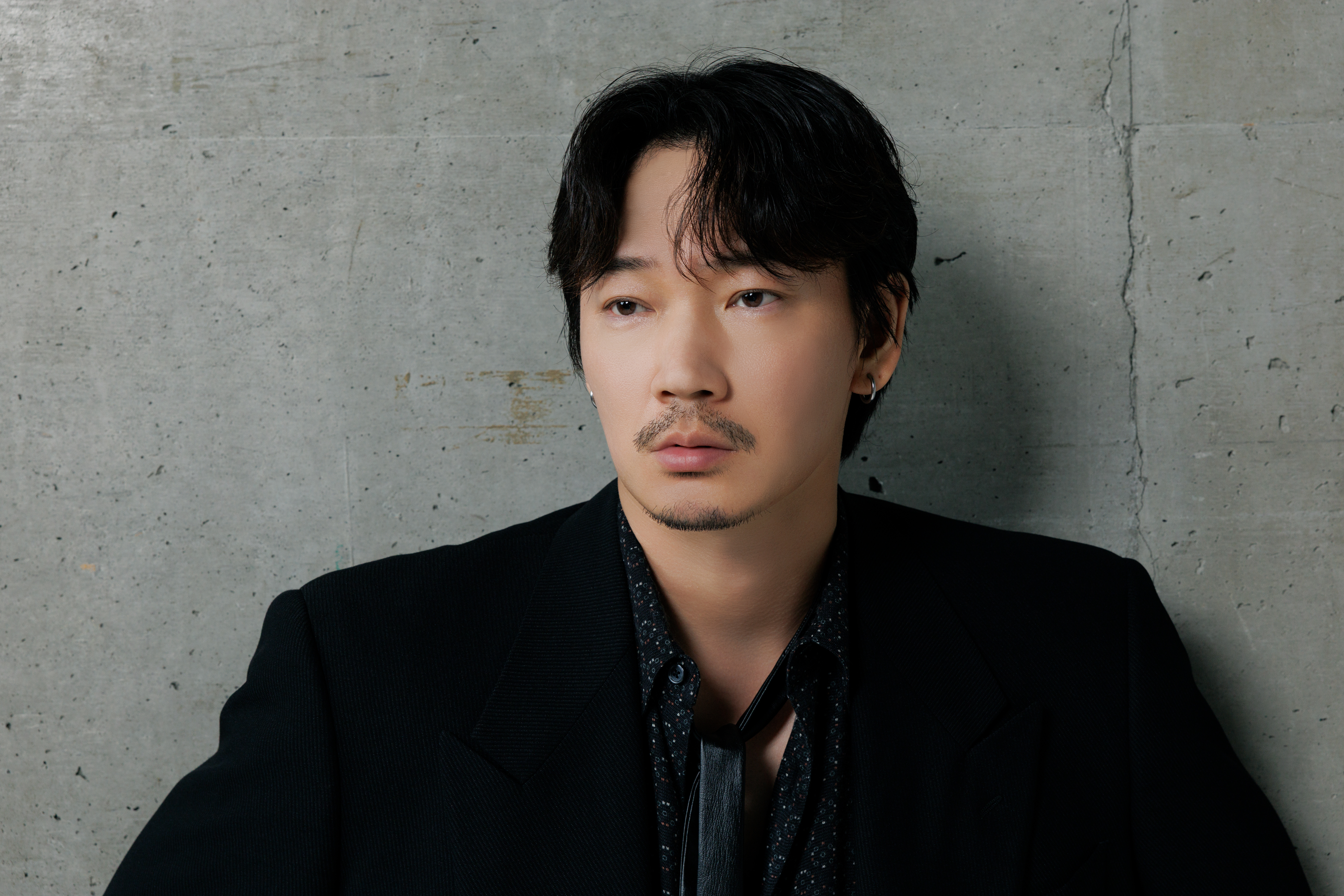 綾野剛が“言葉を纏って”表現した文学と官能 吉行淳之介原作、荒井晴彦監督「星と月は天の穴」