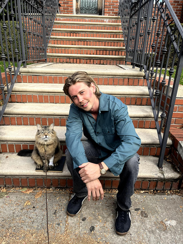 バド役の“トニック・ザ・キャット”にメロメロのオースティン・バトラー