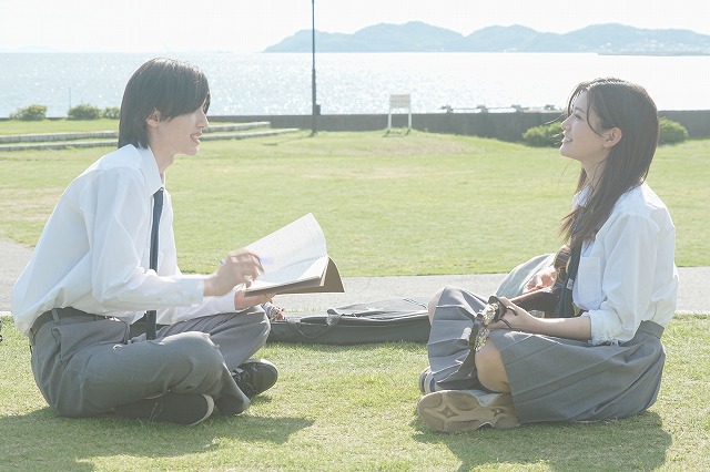 道枝駿佑＆生見愛瑠「君が最後に遺した歌」切なく愛があふれる新場面写真